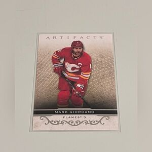Mark Giordano Upper Deck Artifacts – Calgary Flames